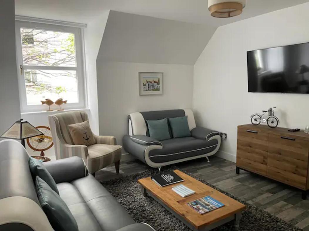 The Holiday Hoose Kinghorn Екстер'єр фото